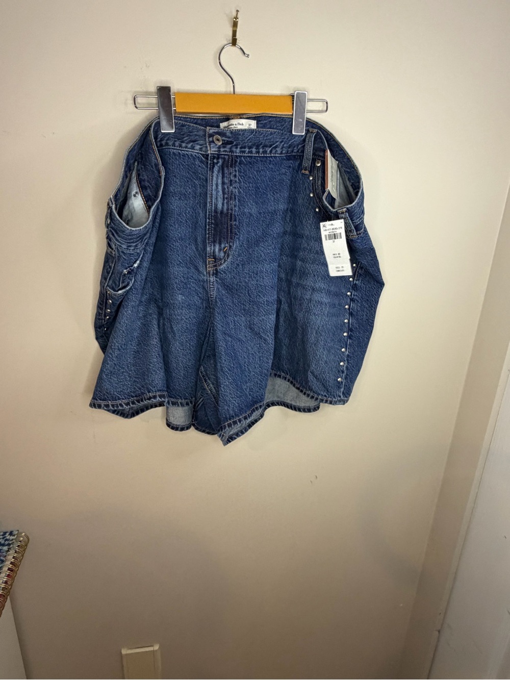 Abercrombie & Fitch Blue Denim Button-Front Skirt with Stud Trim 24W/37